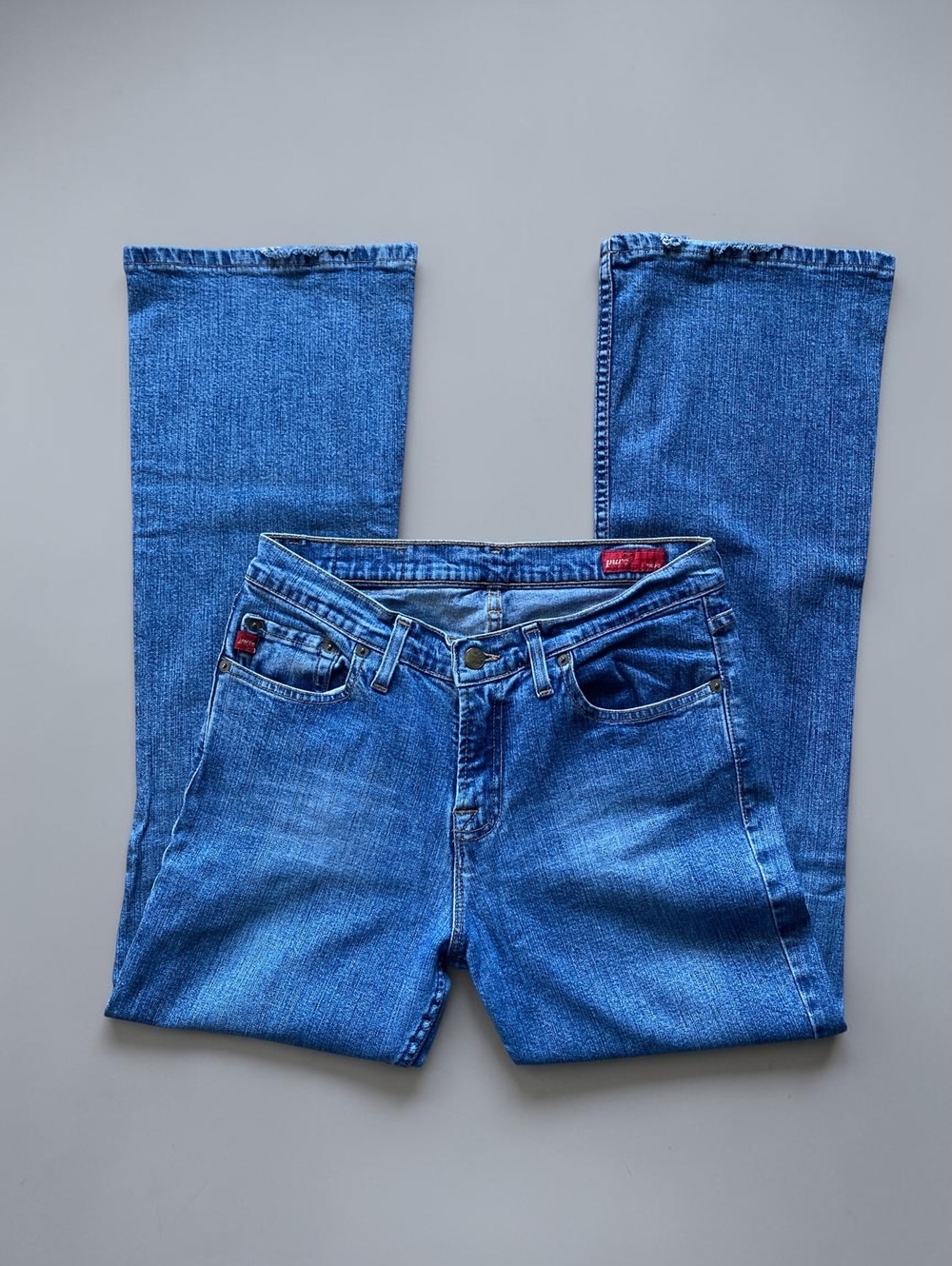 Low Rise 2000s Women Jeans 31 Bootcut Medium Wash Blue Denim Stretch Y2K Flare